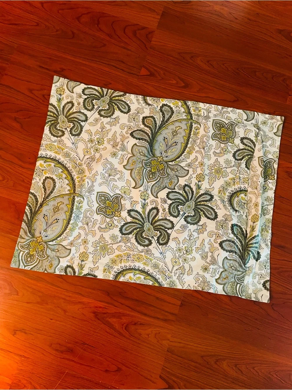 1 Pottery Barn Standard  Sham Charlie Paisley Floral Green Organic Cotton Single